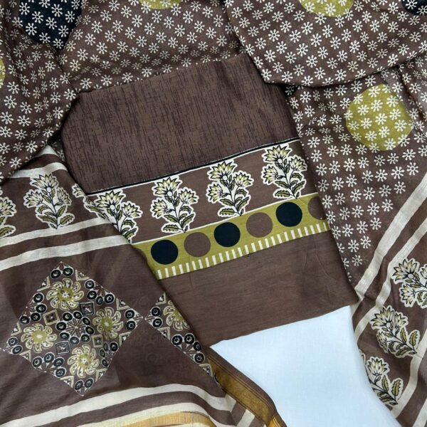 MAHESHWARI SILK ✨  “Make a Statement with flair in our black Embroidered Maheshwari Silk suit  perfectly paired with a delightful Hand Block printed Maheshwari Silk Dupatta”