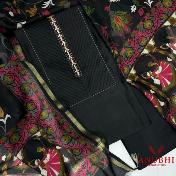 MAHESHWARI SILK ✨  “Make a Statement with flair in our black Embroidered Maheshwari Silk suit  perfectly paired with a delightful Hand Block printed Maheshwari Silk Dupatta”