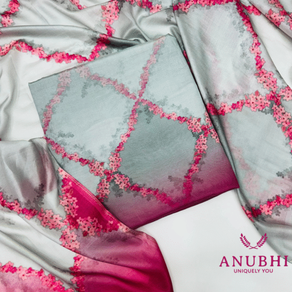 MUSLIN✨🌼🌷  Beautiful Floral Printed Muslin suit perfectly paired with printed Muslin dupatta.😍